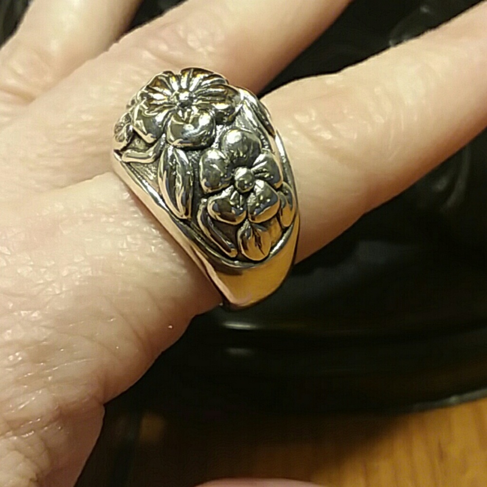 💃STERLING SILVER FLOWER RING - Picture 3 of 8